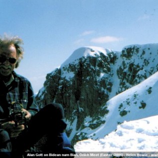 A Chamois Club member on Bidean nam Bian in winter 2001