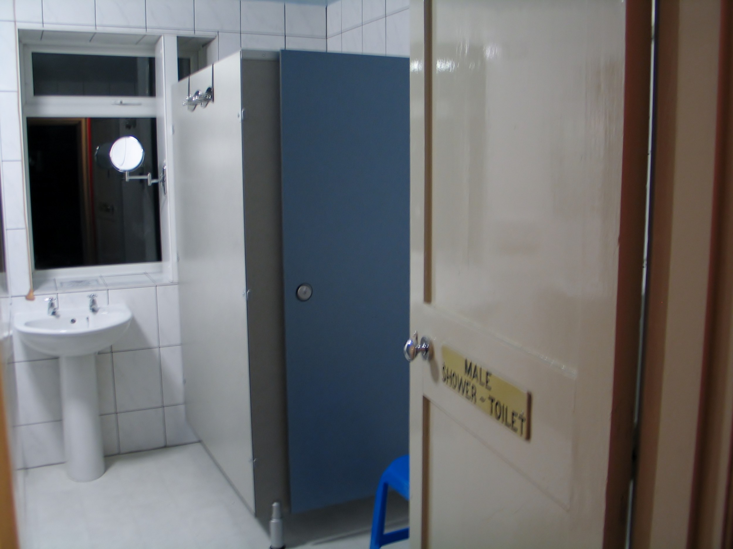 washing and bathroom facilities 
