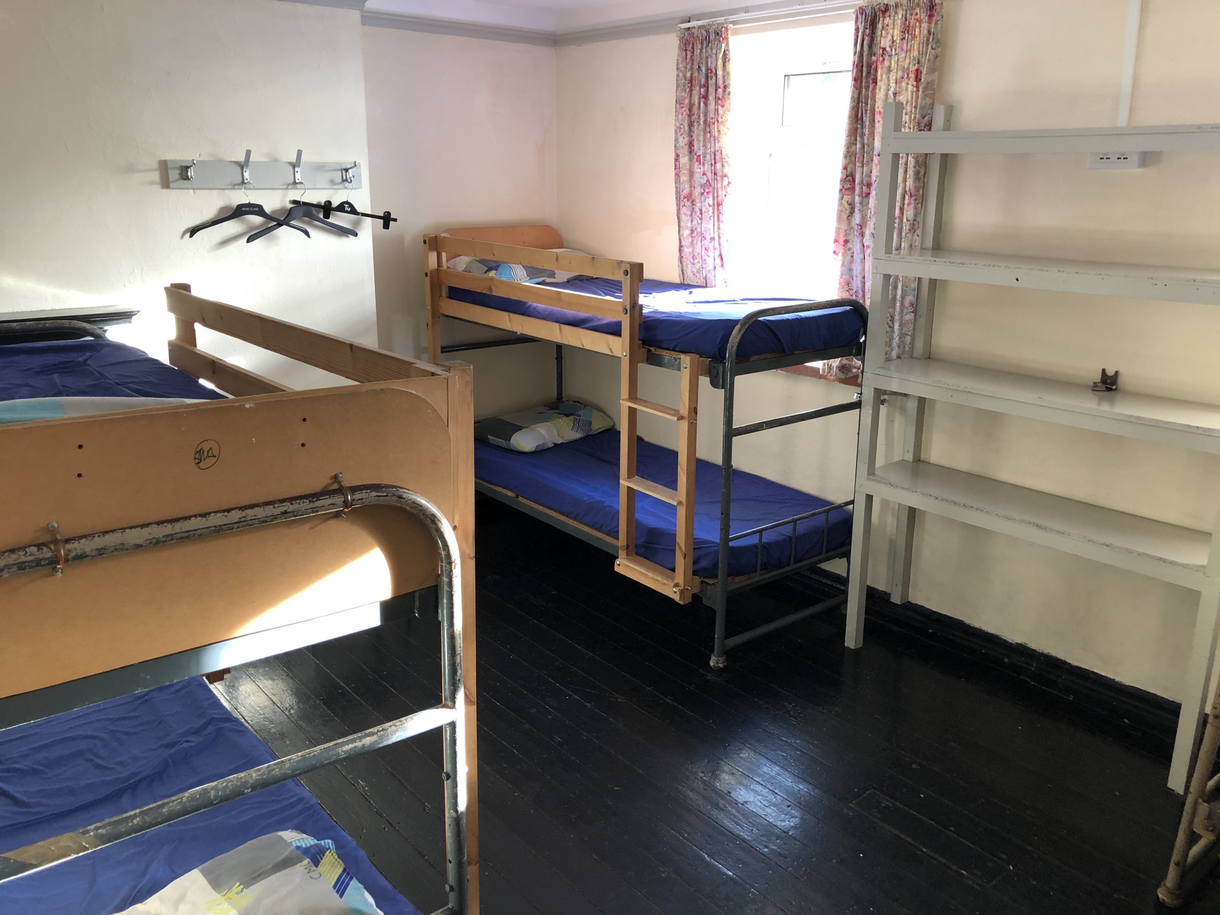 bunk bed sleeping in Snowdonia